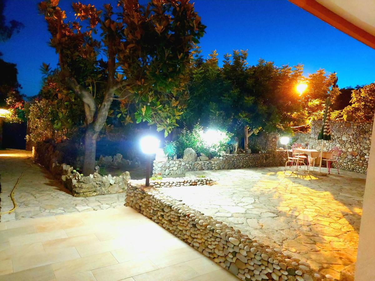 Villa Nadalina Сутоморе Экстерьер фото